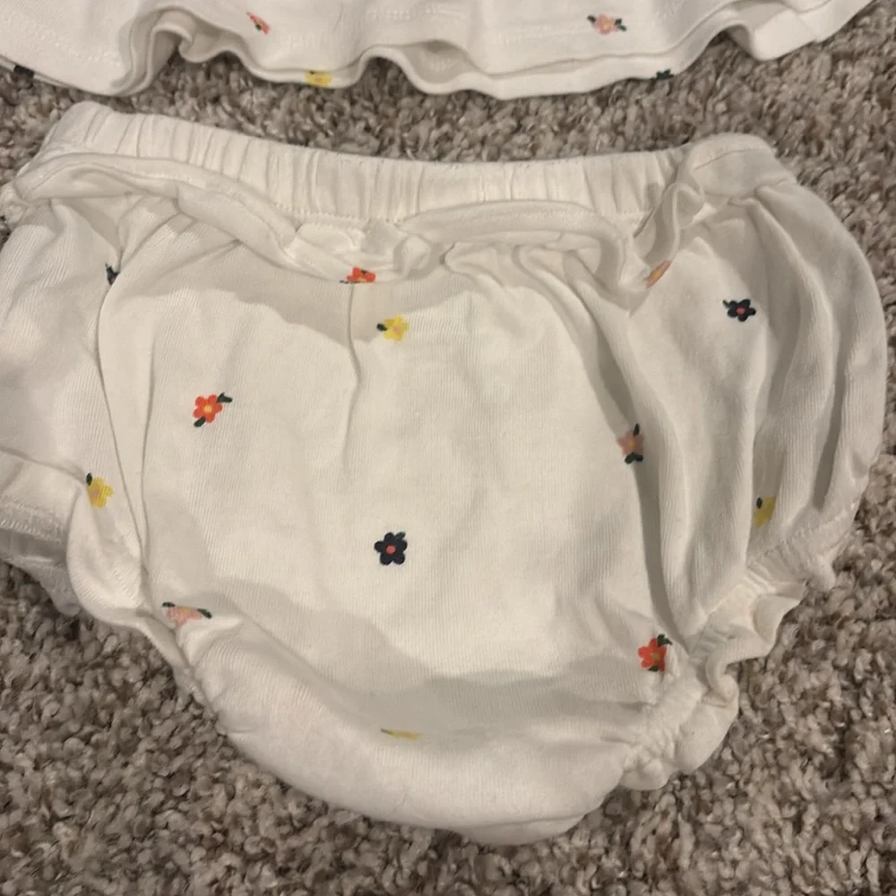 Baby GAP White Floral Baby Outfit 18-24M